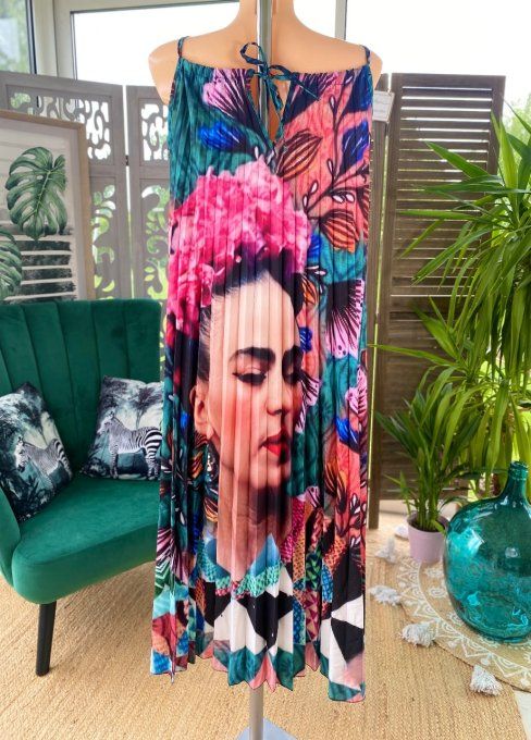Robe longue plissée bretelles ajustables Frida Kahlo couronne de fleurs du 38 au 48/50