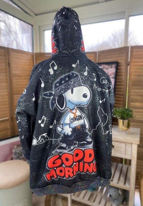 Sweat à capuche noir Love Snoopy strass argentés du 40 au 50/52