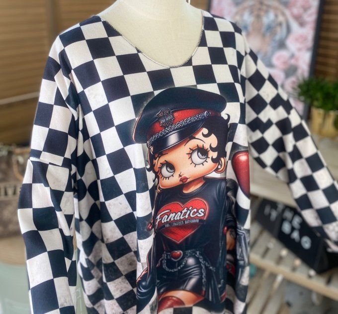 Top ample col v damier noir blanc Betty Boop  Bikeuse Harley Davidson du 40 au 50/52  