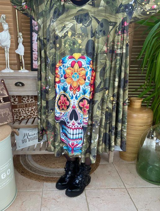 Robe trapèze mi-longue satinée mat kaki Mexican Skulls Calavera  du 44 au 56/58