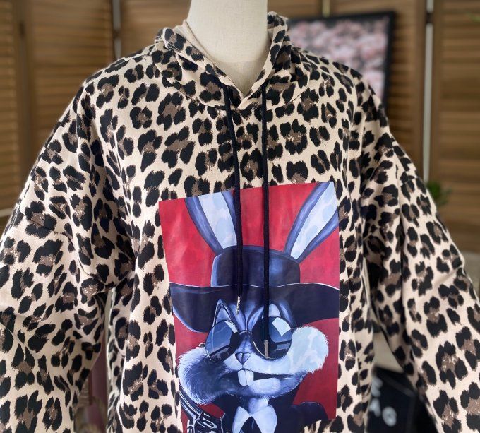 Sweat à capuche Léopard beige Bugs Bunny Gangsta Warner Bros du 40 au 50