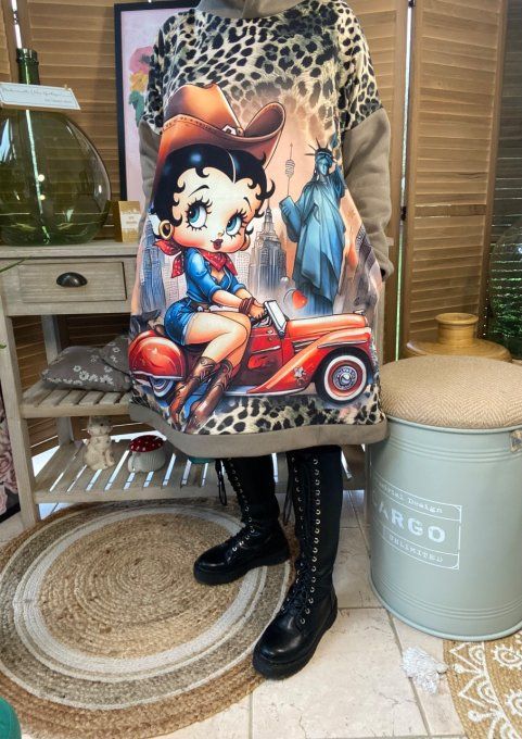 Sweat à capuche long ou robe sweat taupe Léopard Betty Boop country du 40 au 52 