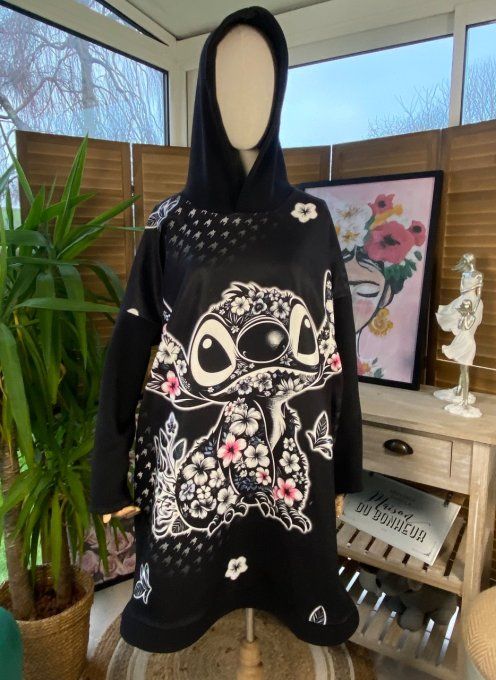 Sweat à capuche long ou robe sweat noir Stitch fleuri du 40 au 52  