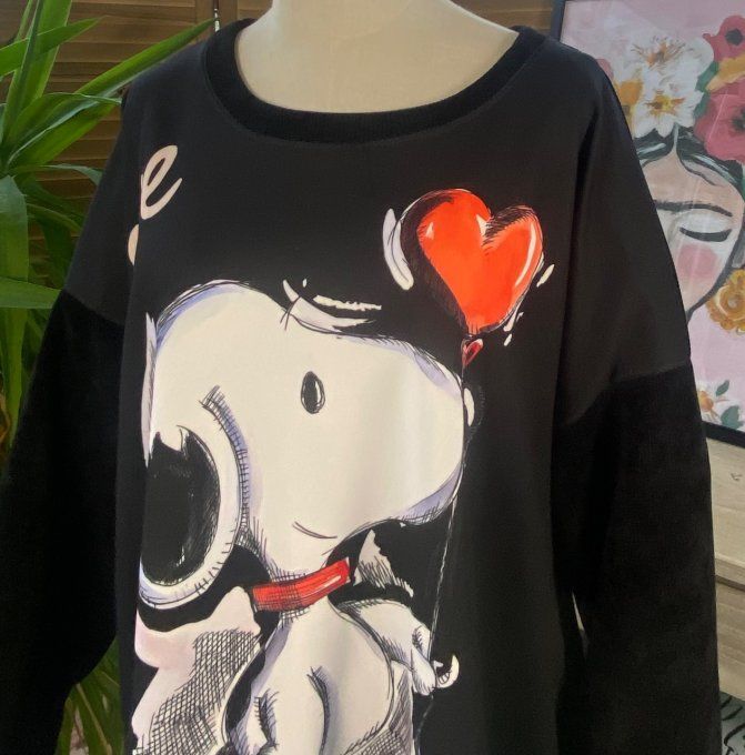 Sweat manches longues satiné et velours noir Love Snoopy du 40 au 50