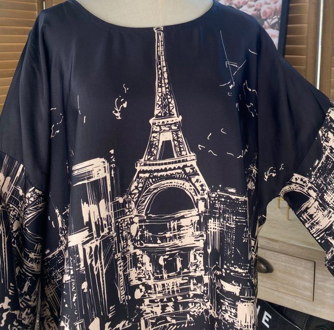 Blouse ample satinée noire et crème Paris Tour Eiffel du 42 au 52