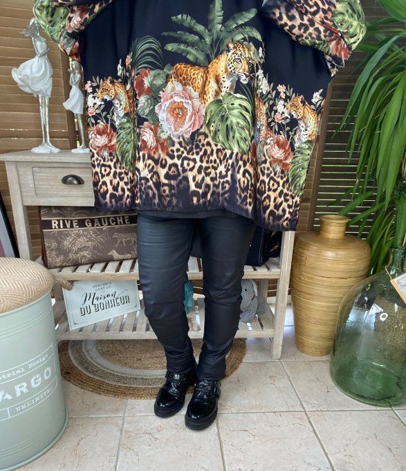 Blouse ample satinée noire Tropical Chic Jungle du 42 au 52