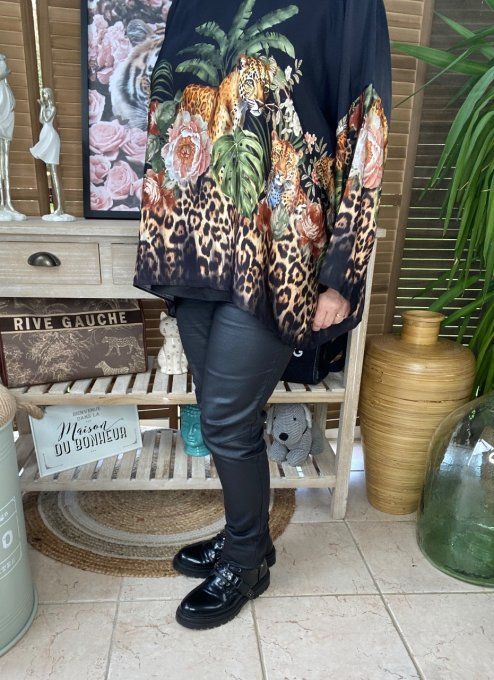 Blouse ample satinée noire Tropical Chic Jungle du 42 au 52