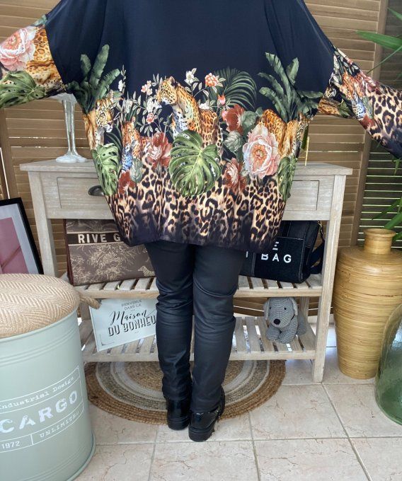 Blouse ample satinée noire Tropical Chic Jungle du 42 au 52