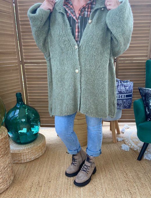 Gilet mohair kaki oversize boutons dorés douceur ++++ du 40 au 52/54 