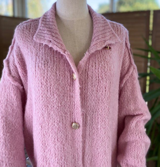 Gilet mohair rose poudré oversize boutons dorés douceur ++++ du 40 au 52/54 