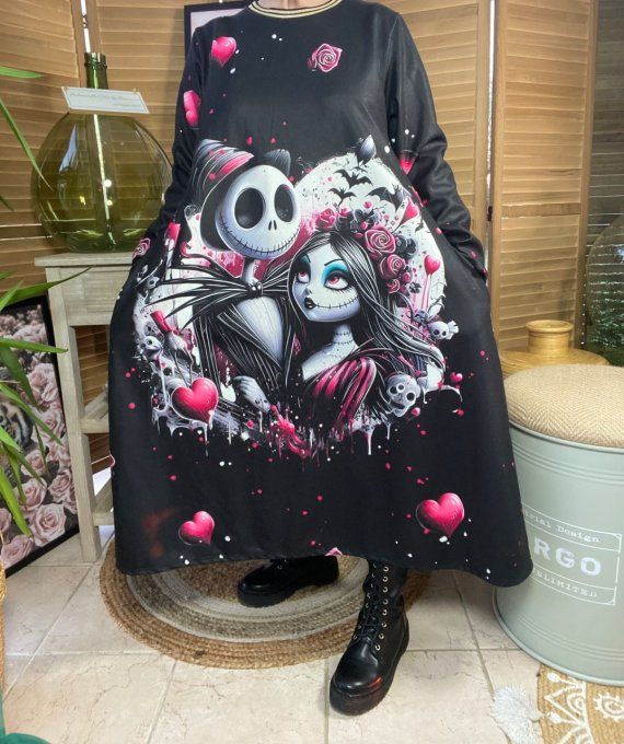 Robe trapèze longue noire molletonnée Jack & Sally Skulls du 38 au 50  