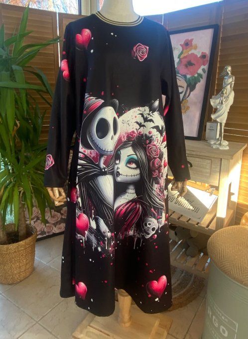 Robe trapèze longue noire molletonnée Jack & Sally Skulls du 38 au 50  