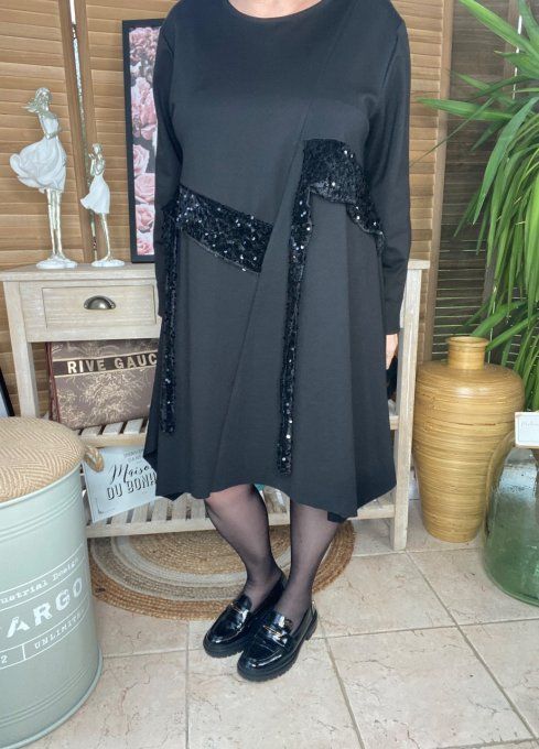 Robe patineuse asymétrique noire sequins brillants noirs du 36 au 46 