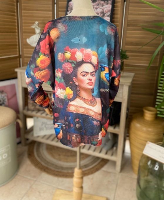 Pull fin ample molletonné noir grisé Frida Kahlo et l'oiseau du 36 au 46 