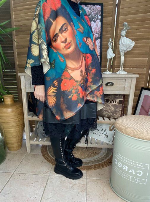 Etole oversize bleu pétrole Frida Kahlo & Papillons du 36 au 56 et bien +