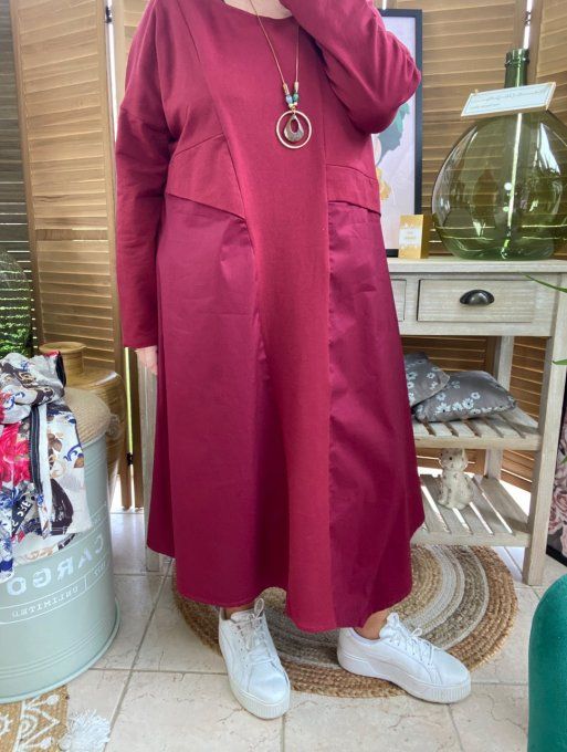 Robe trapèze longue asymétrique  bordeaux lie de vin  + collier du 38 au 46/48