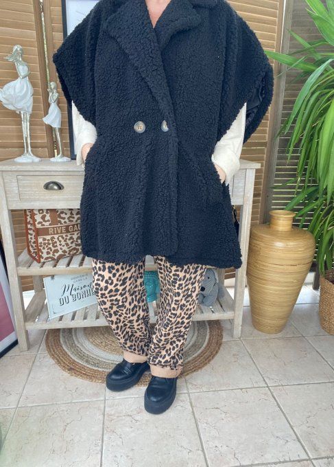 Veste façon poncho oversize moumoute noire douceur ++++ du 40 au 52/54 et +