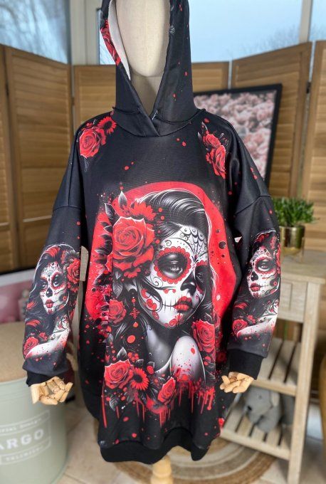 Sweat à capuche long ou robe sweat noir Tattoo Skulls Girl du 42 au 50/52