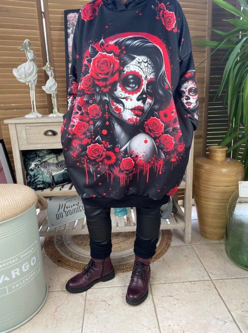 Sweat à capuche long ou robe sweat noir Tattoo Skulls Girl du 42 au 50/52